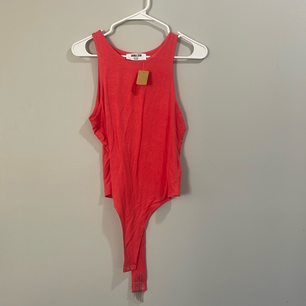 DOUBLE ZERO Coral SCOOP NECK BODYSUIT TANK SIZE NWT